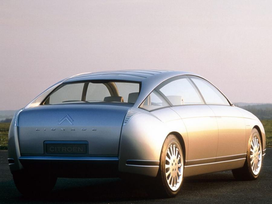  Citroen C6 Lignage Concept 1999 года  (фото 4 из 8)